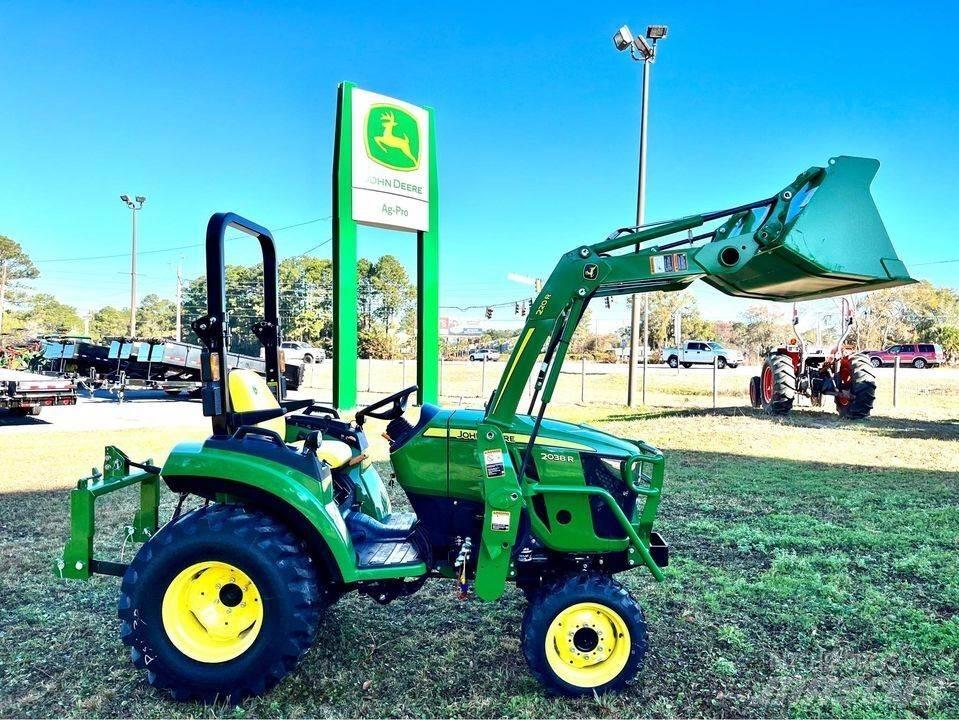 John Deere 2038R Manji traktori