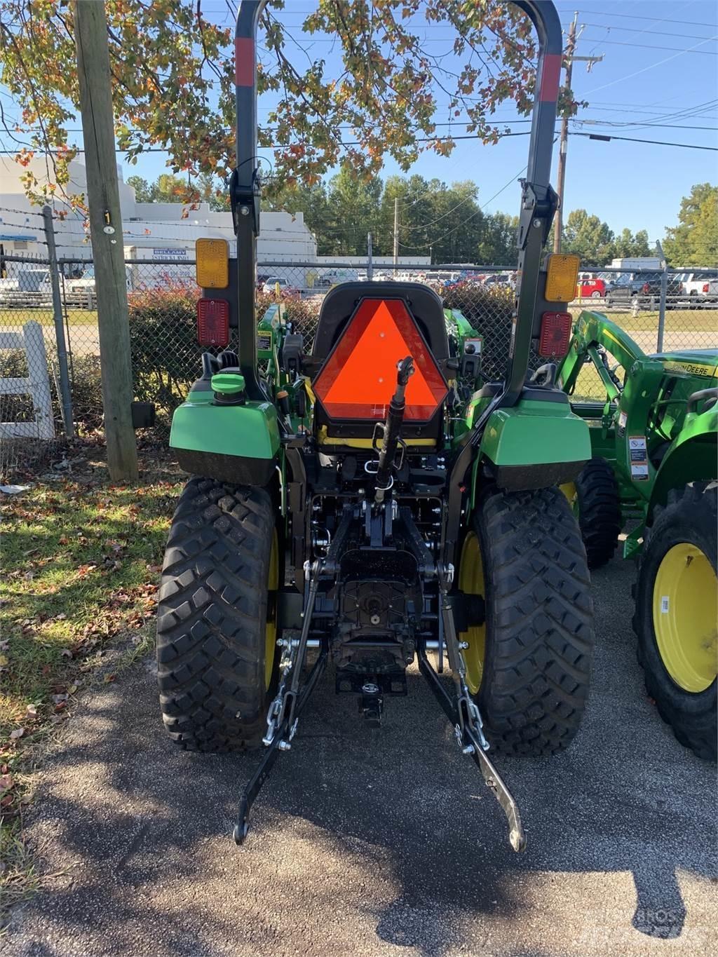 John Deere 2038R Manji traktori