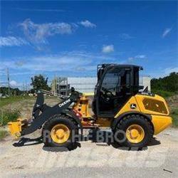 John Deere 204 G Mini utovarivači