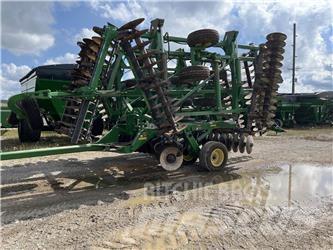 John Deere 2623 Tanjirače