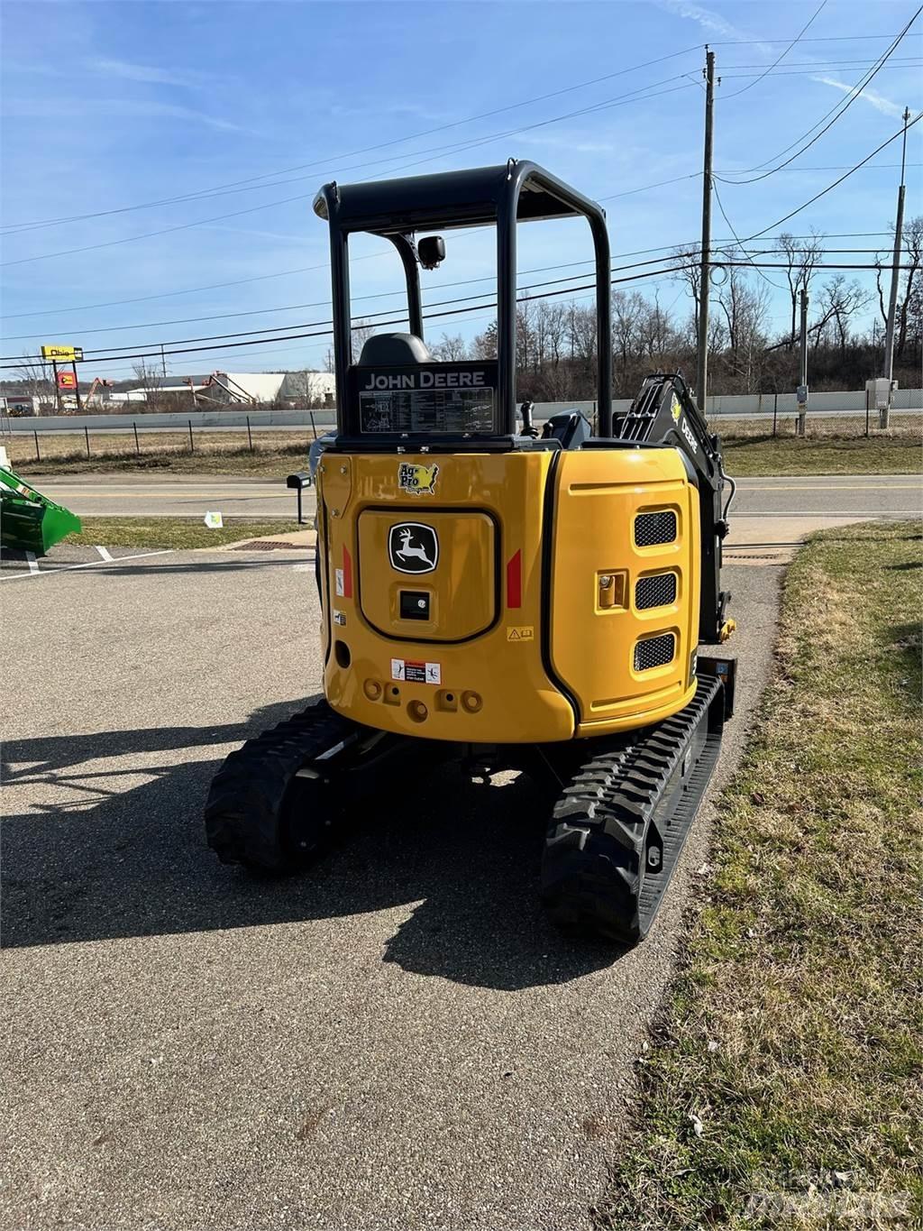 John Deere 30 P Mini bageri < 7t