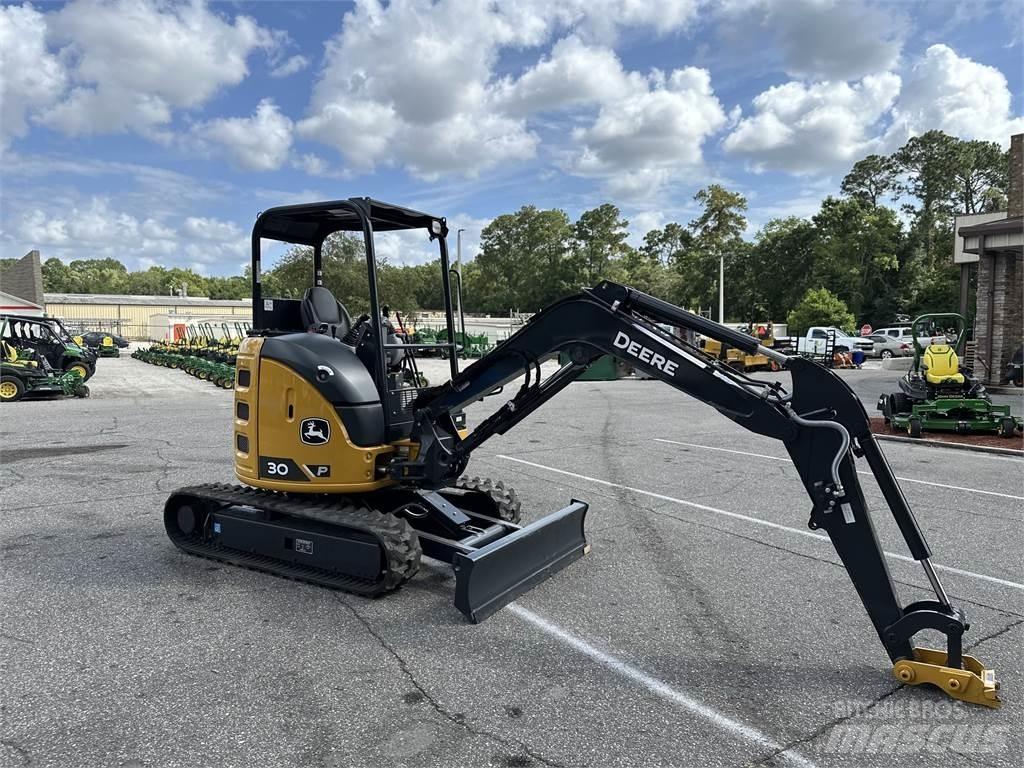 John Deere 30 P Mini bageri < 7t