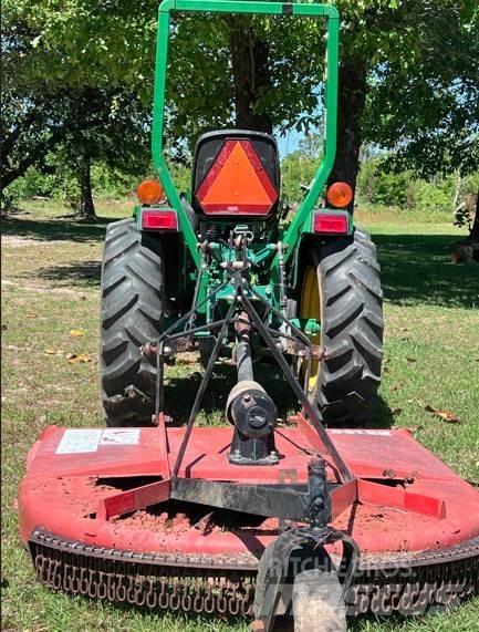 John Deere 3005 Manji traktori