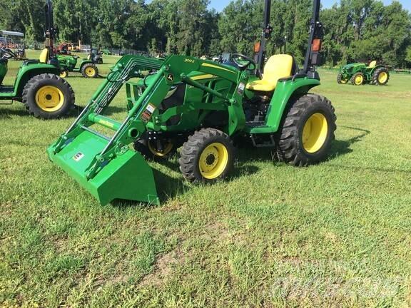 John Deere 3025E Manji traktori