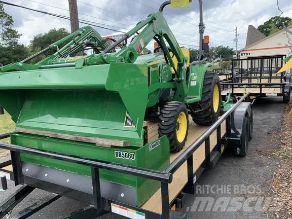 John Deere 3025E Manji traktori