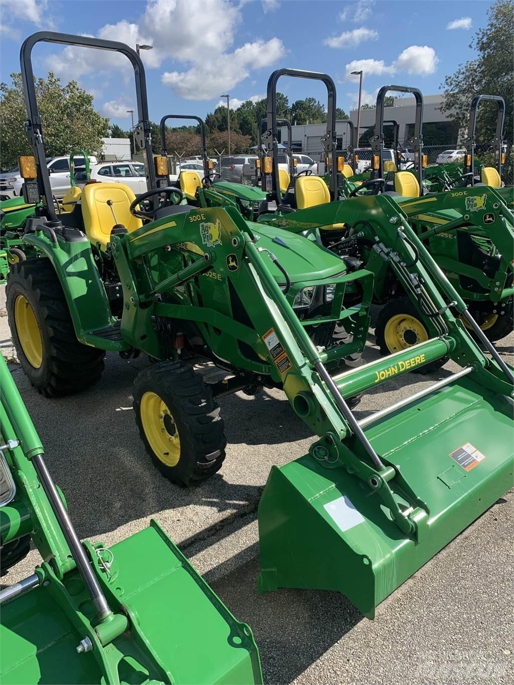 John Deere 3025E Manji traktori