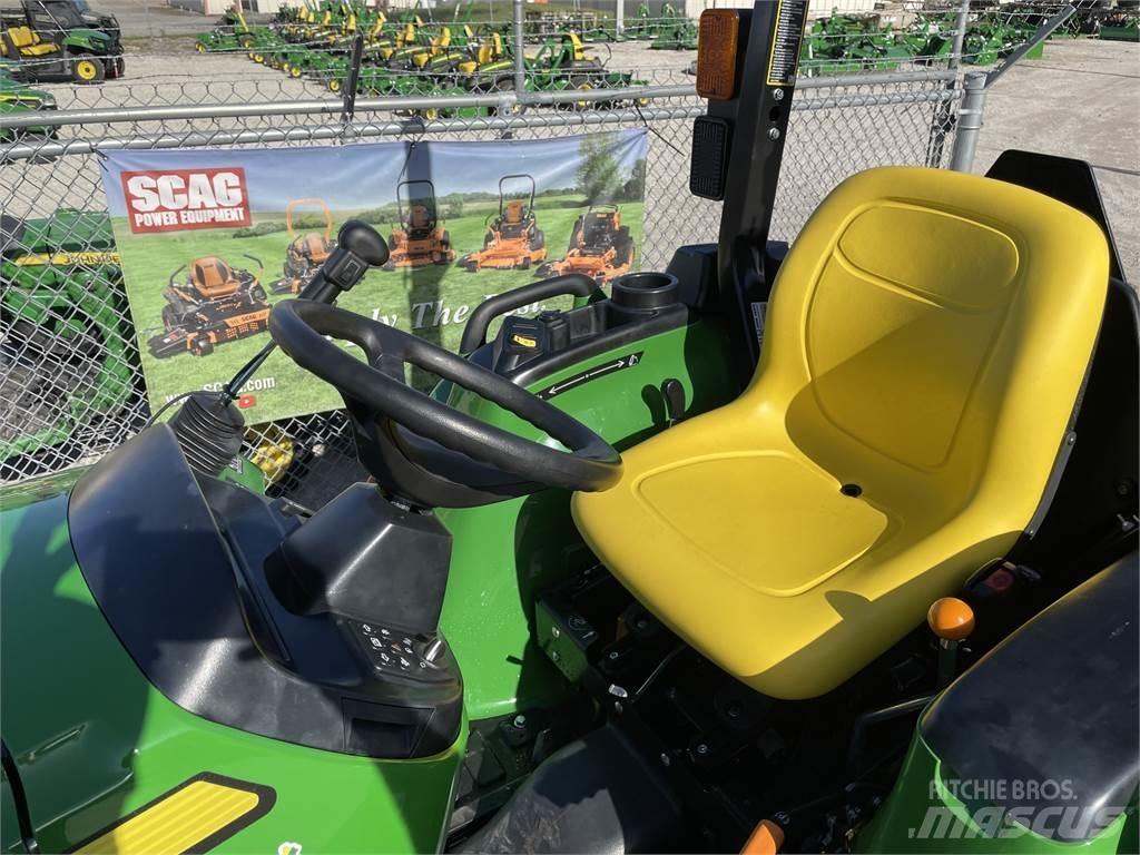John Deere 3032E Manji traktori