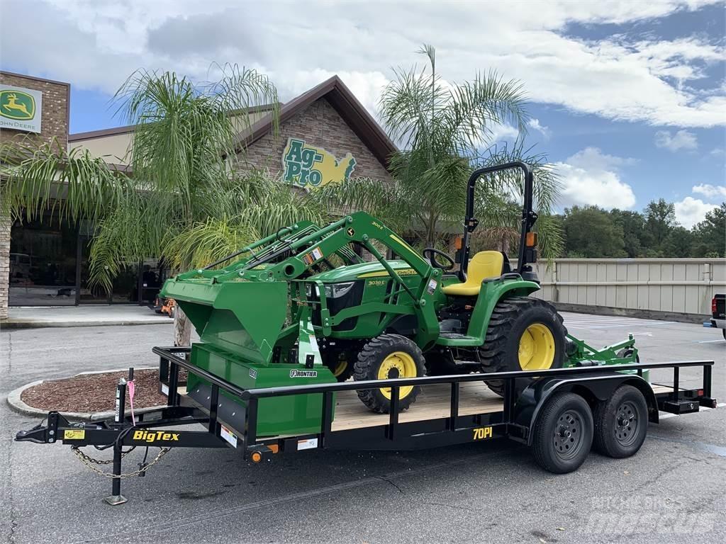 John Deere 3038E Manji traktori