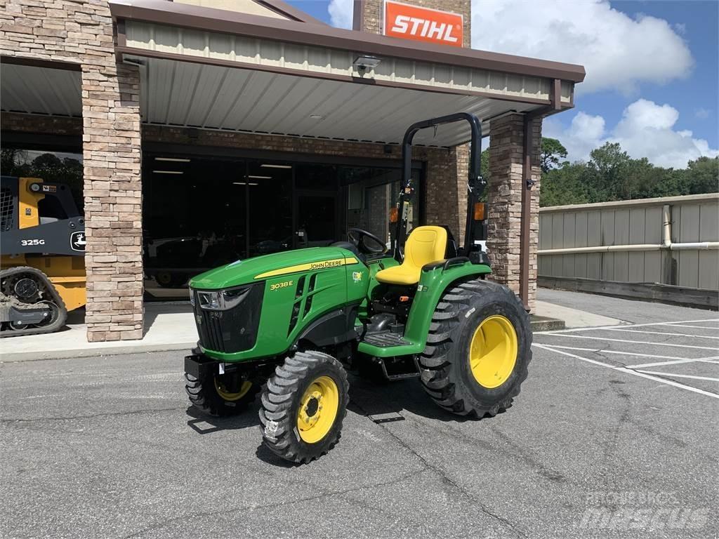 John Deere 3038E Manji traktori