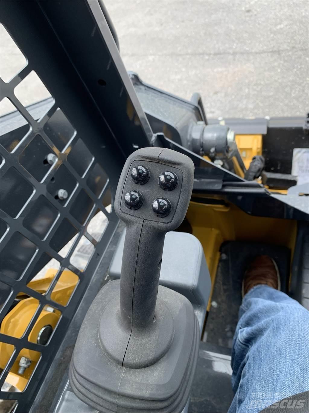 John Deere 317G Mini utovarivači