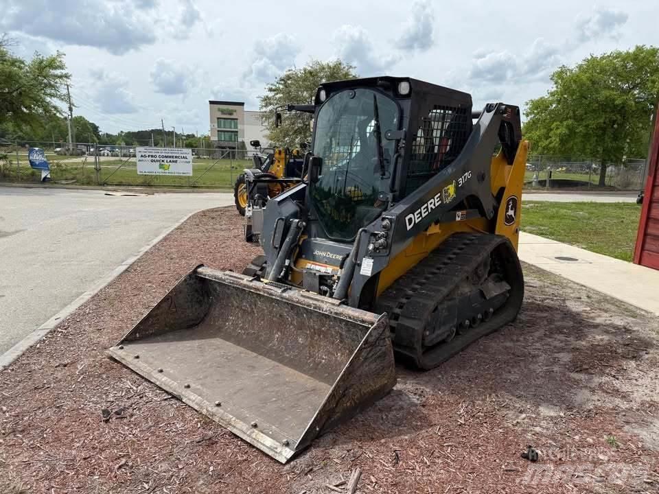 John Deere 317G Mini utovarivači