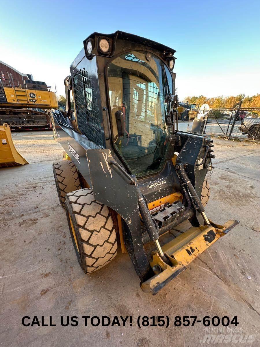 John Deere 320G Skid steer mini utovarivači