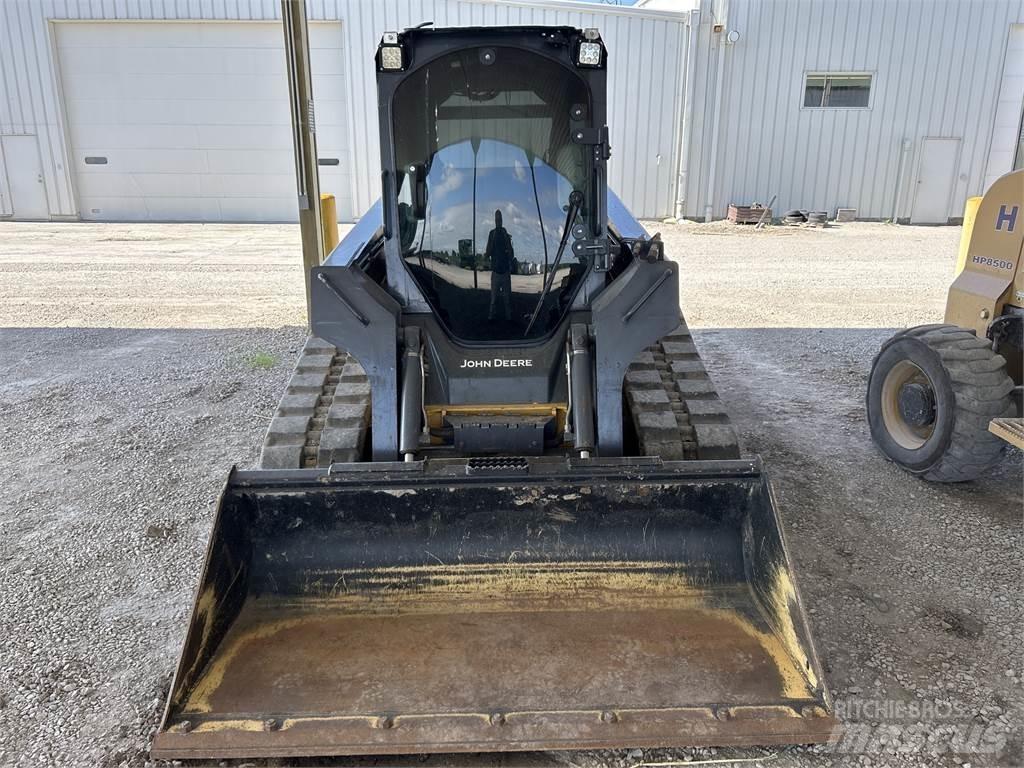 John Deere 323D Mini utovarivači