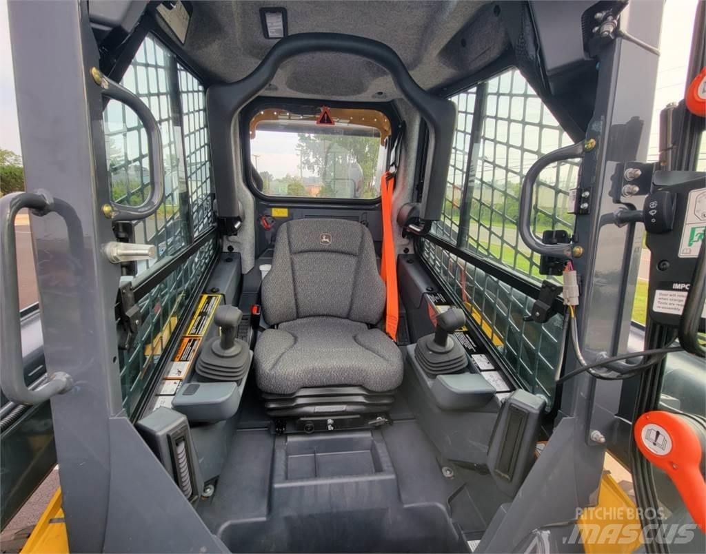 John Deere 324G Skid steer mini utovarivači