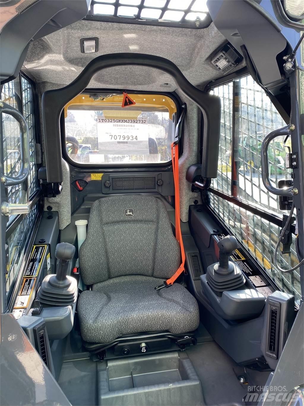 John Deere 325G Mini utovarivači