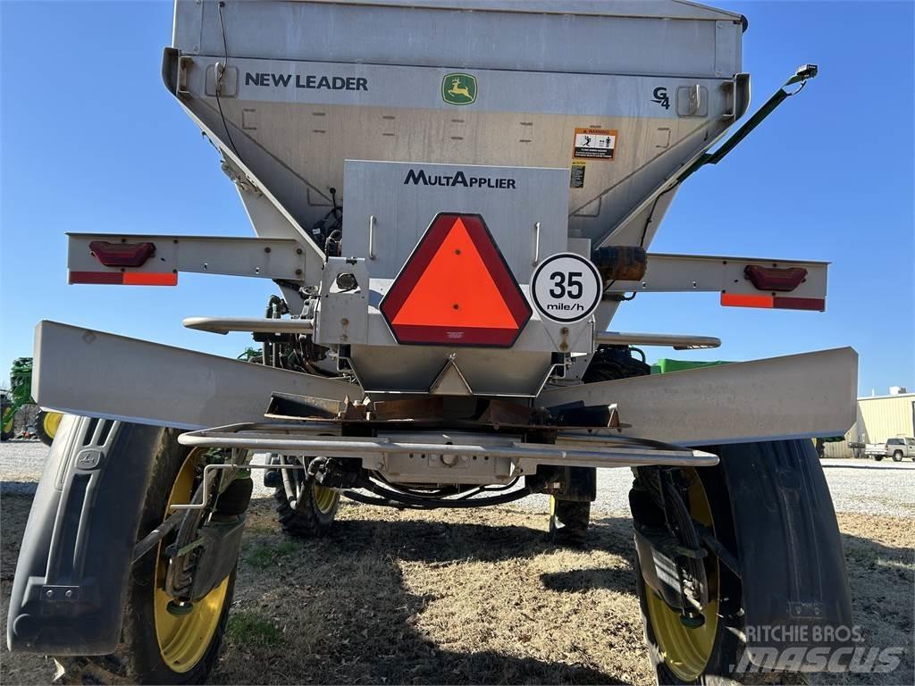 John Deere 400R Vučene prskalice