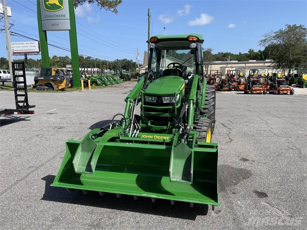 John Deere 4066R Traktori