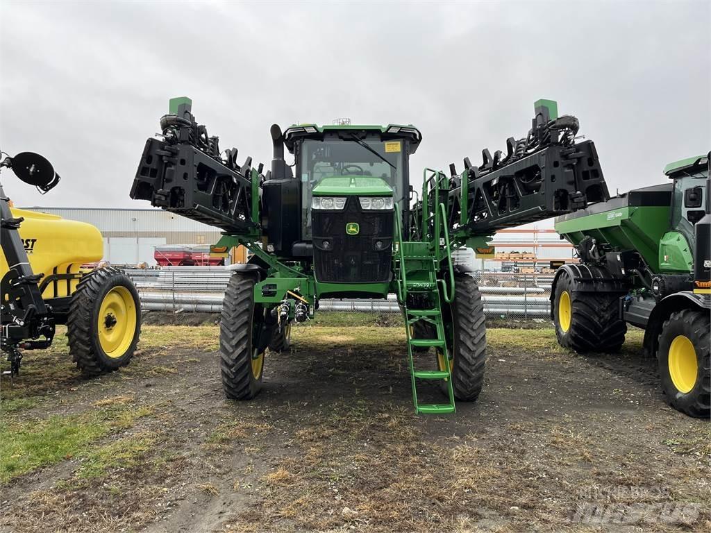 John Deere 412R Vučene prskalice