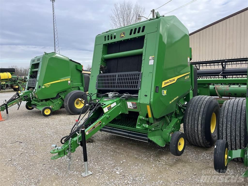 John Deere 451M Prese/balirke za rolo bale