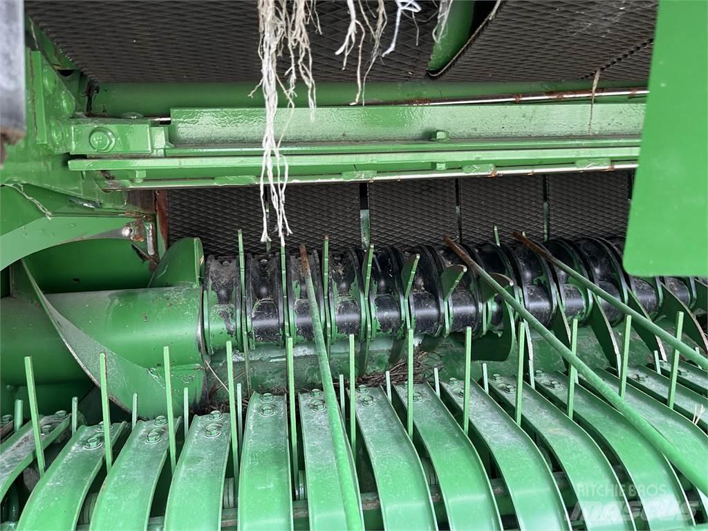 John Deere 451M Prese/balirke za rolo bale