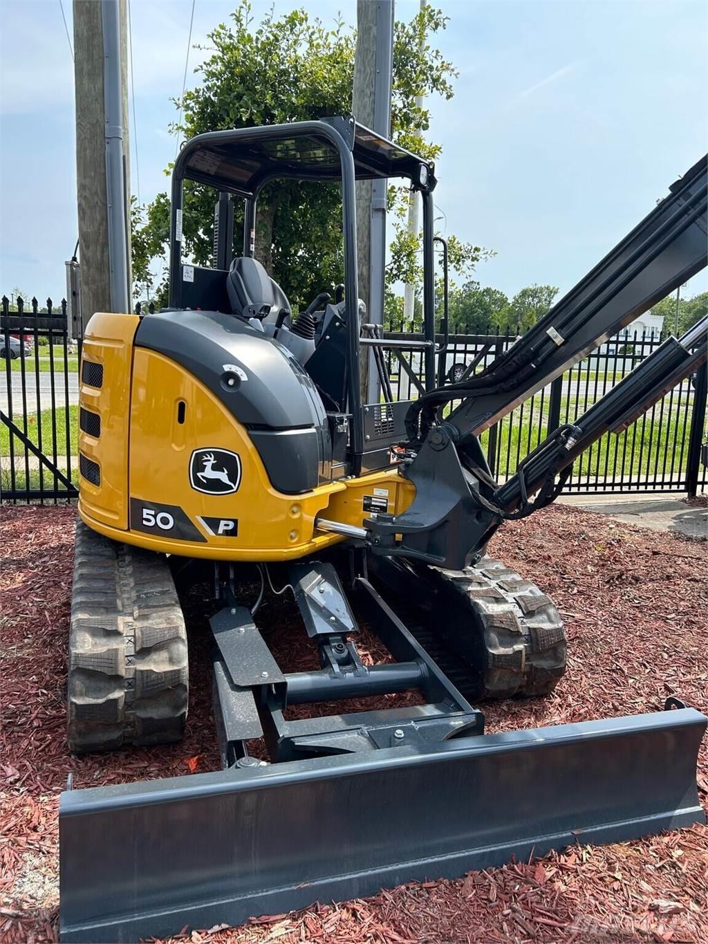 John Deere 50 P Mini bageri < 7t