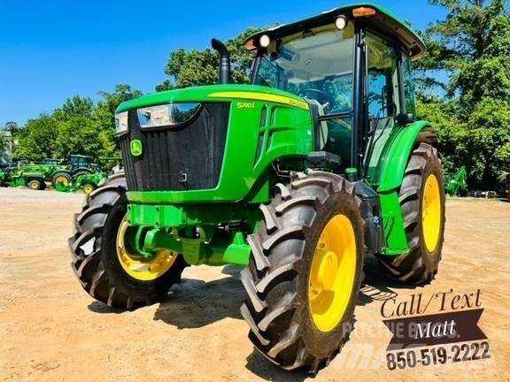 John Deere 5090E Traktori