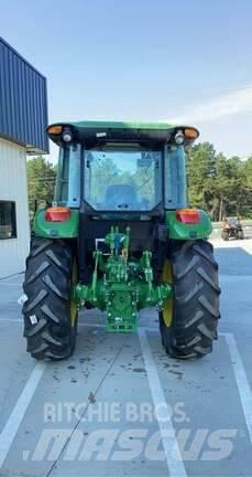 John Deere 5100E Manji traktori