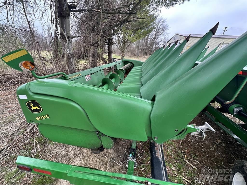 John Deere 608C Dodatna oprema za kombajne