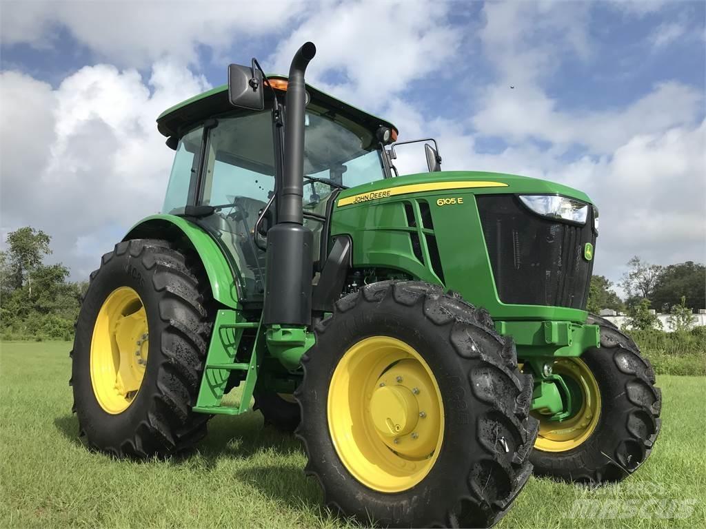 John Deere 6105E Traktori