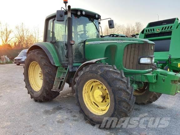 John Deere 6820 Traktori