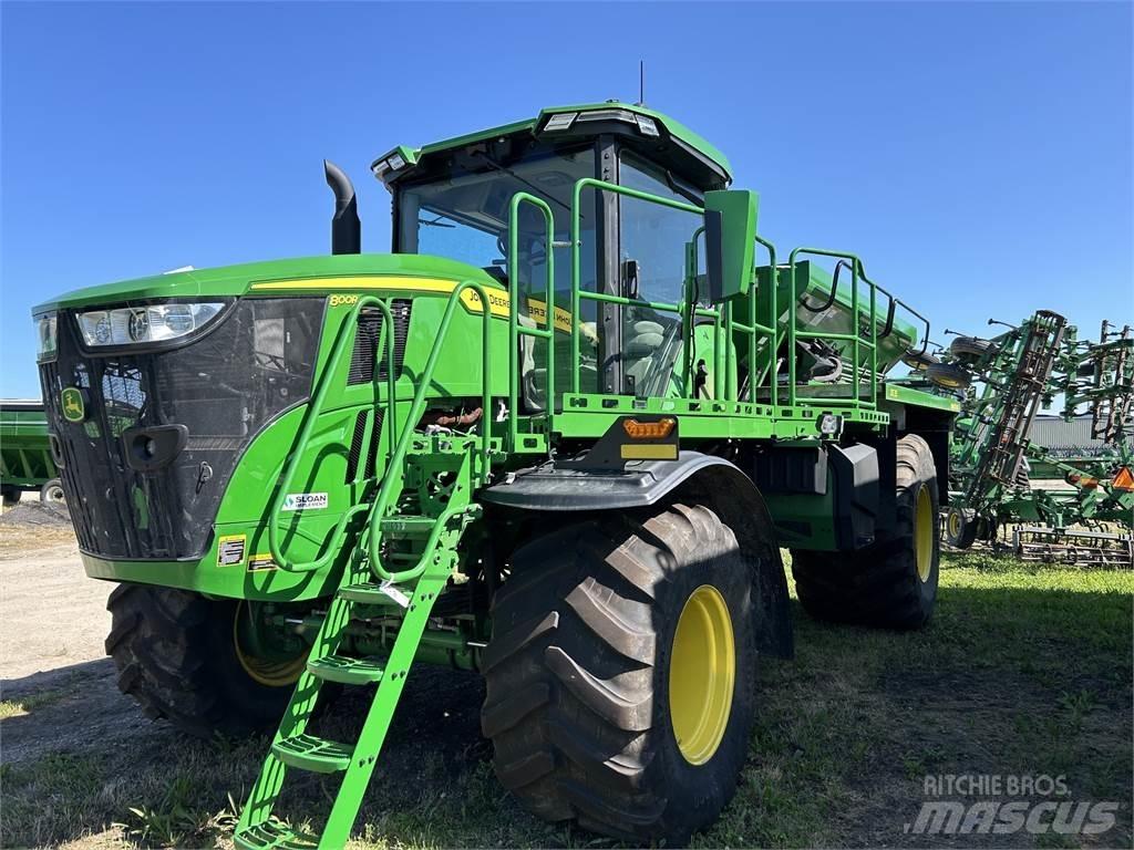 John Deere 800R Vučene prskalice