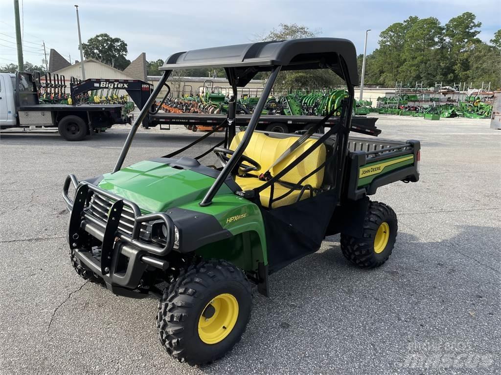 John Deere 815E Pomoćne mašine