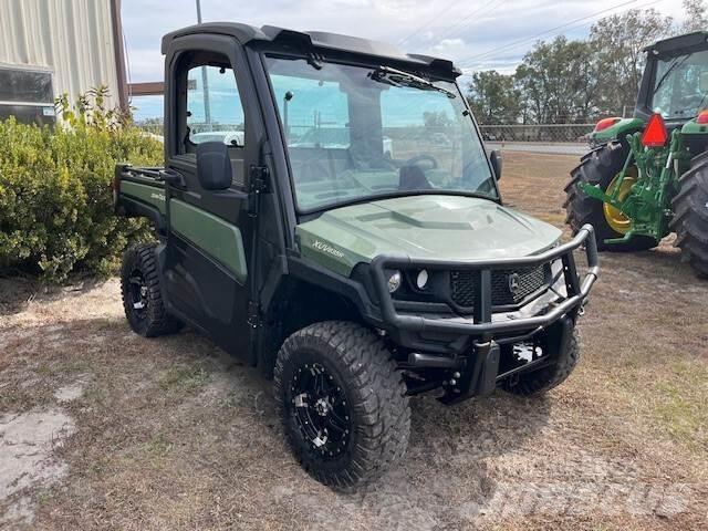 John Deere 835R Pomoćne mašine