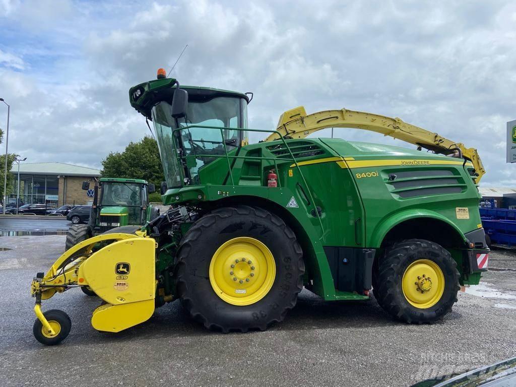 John Deere 8400i Kombajni za stočnu hranu