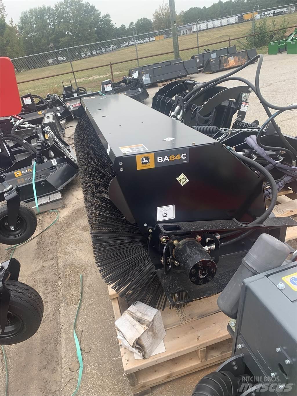 John Deere BA84C Ostalo za građevinarstvo