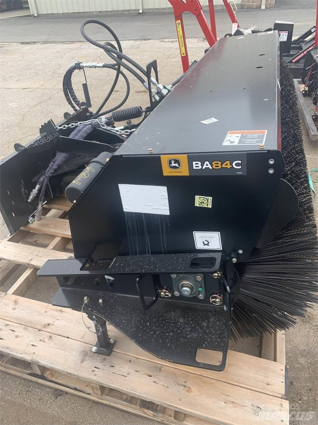 John Deere BA84C Ostalo za građevinarstvo