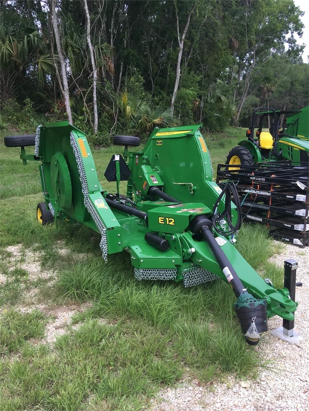 John Deere FC12E Rezači za bale, oprema za rezanje i odvajanje bal