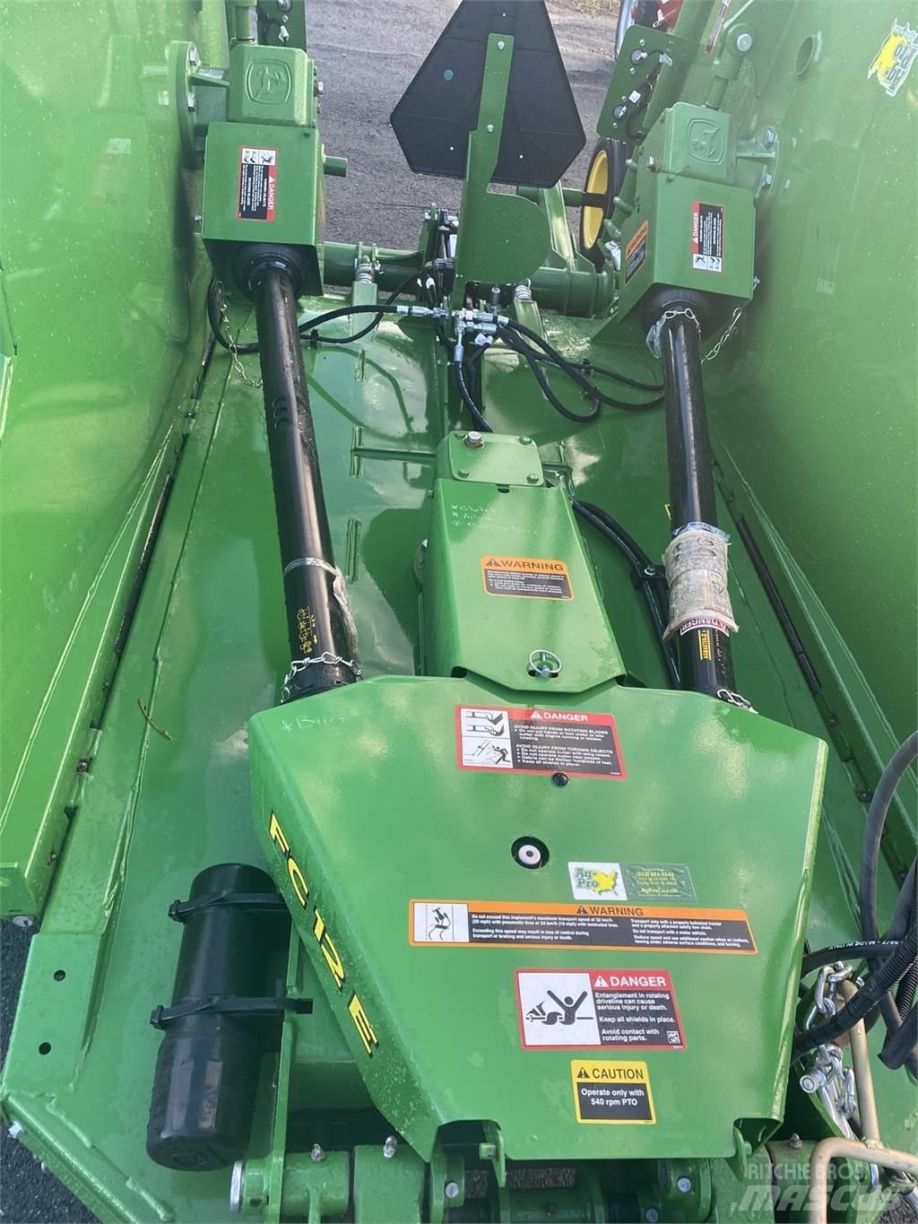 John Deere FC12E Rezači za bale, oprema za rezanje i odvajanje bal