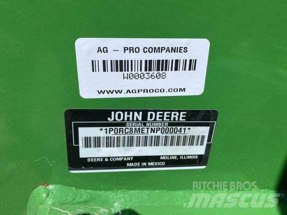 John Deere RC8M Rezači za bale, oprema za rezanje i odvajanje bal