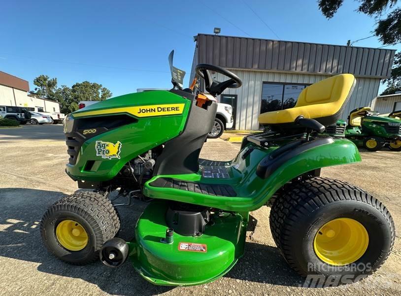 John Deere S100 Traktorske kosilice