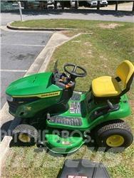 John Deere S110 Traktorske kosilice