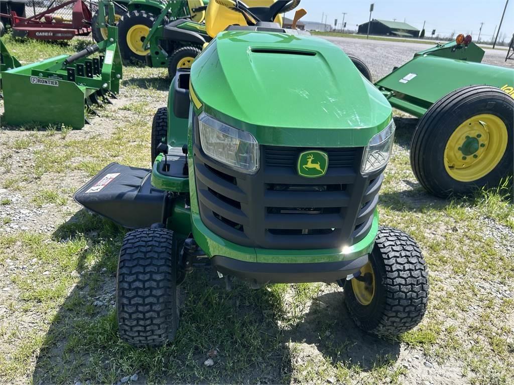 John Deere S110 Manji traktori