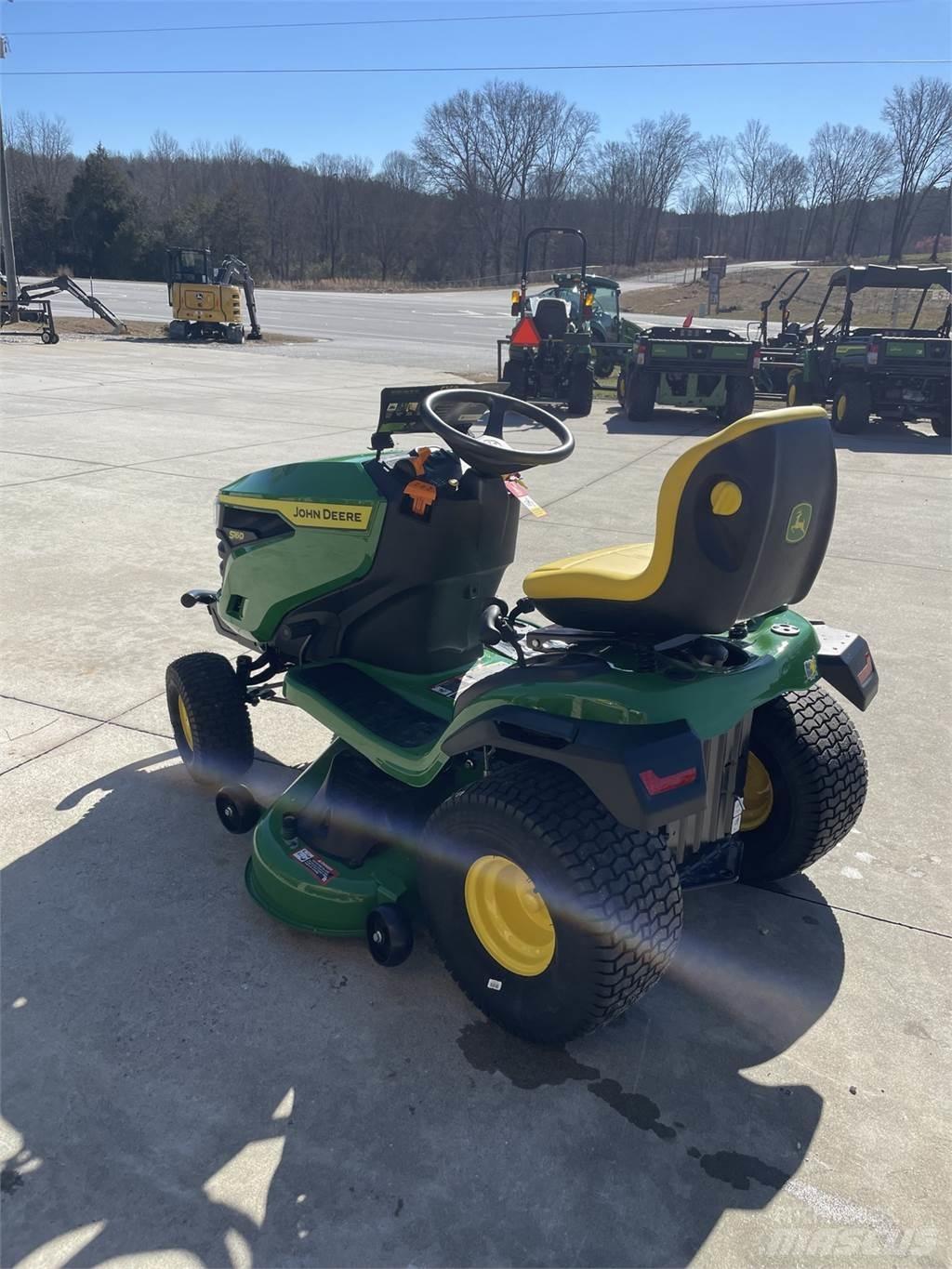 John Deere S160 Manji traktori