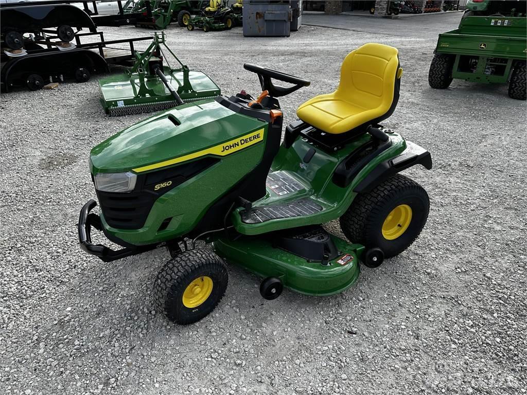 John Deere S160 Manji traktori