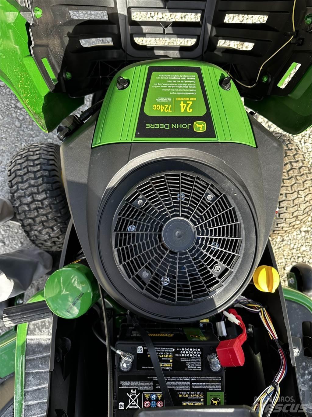 John Deere S160 Manji traktori