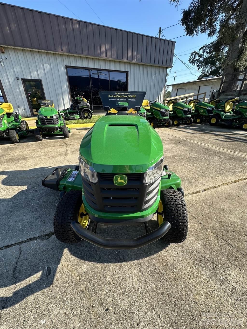 John Deere S180 Manji traktori