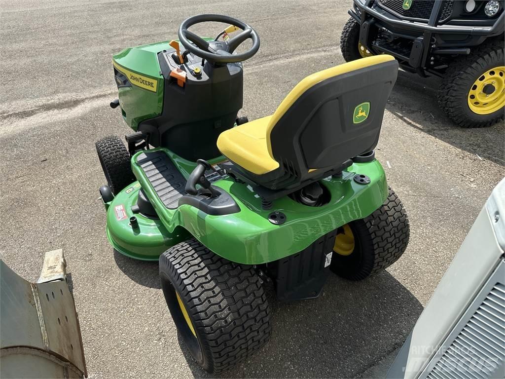 John Deere S220 Traktorske kosilice