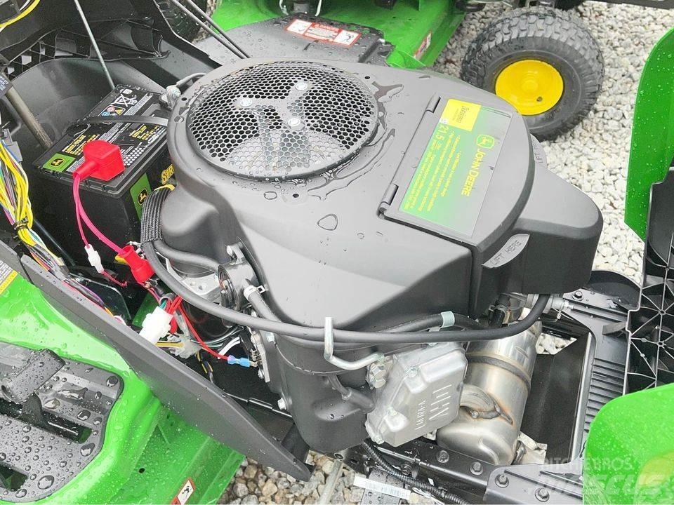 John Deere S240 Manji traktori