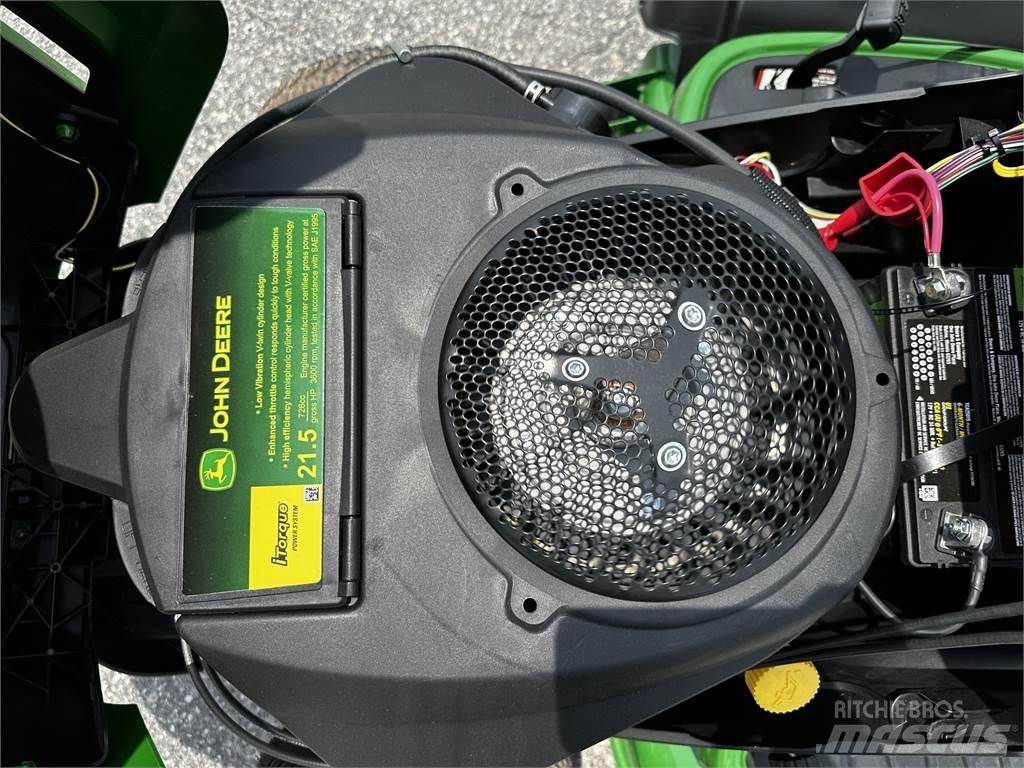 John Deere S240 Manji traktori