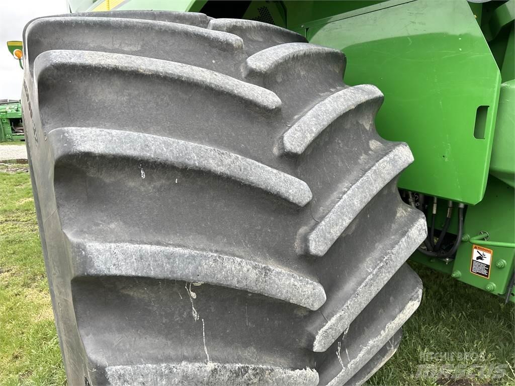 John Deere S680 Kombajni